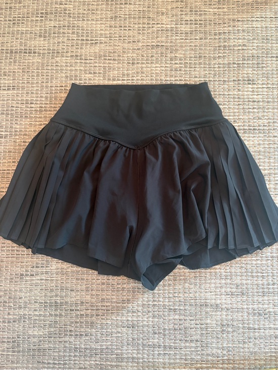 Offline Pants - Offline by Aerie High-Waist Black Pleated Athletic Shorts